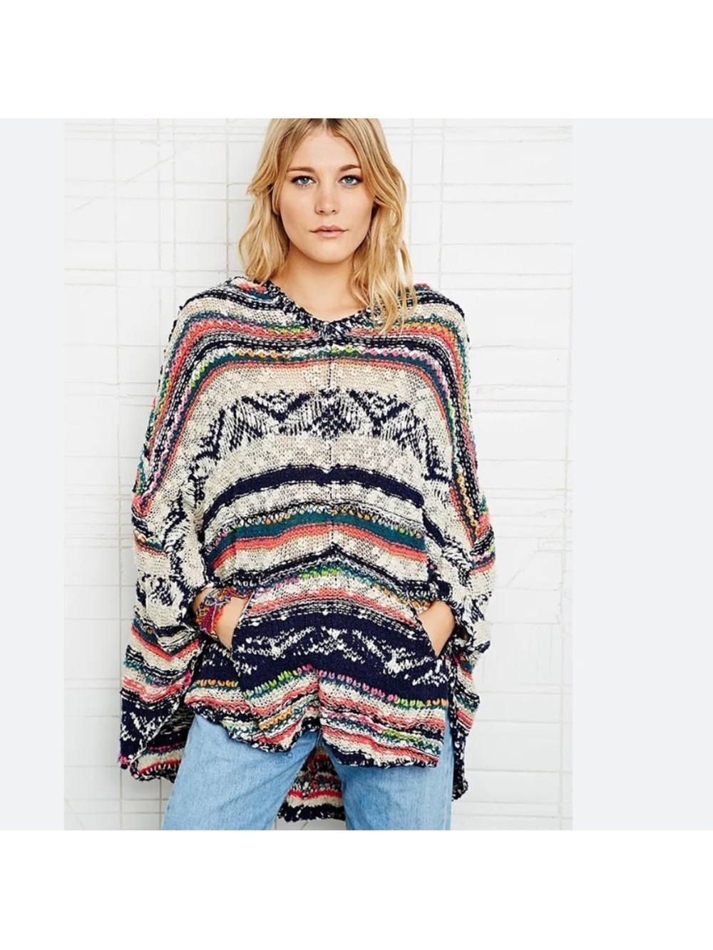 FREE PEOPLE Bubble Tea Yarn Poncho Hood Sweater size XS/S boho festival beach
